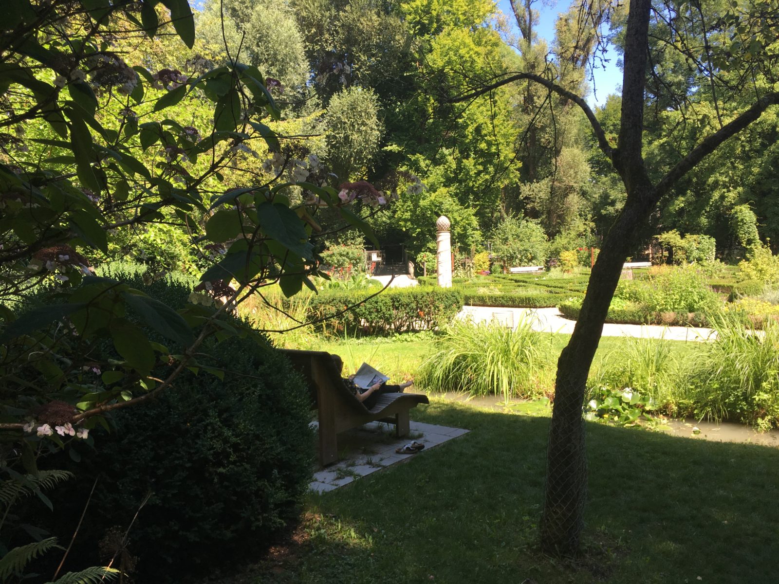 Relaxen im Kräutergarten in der Stadtmitte