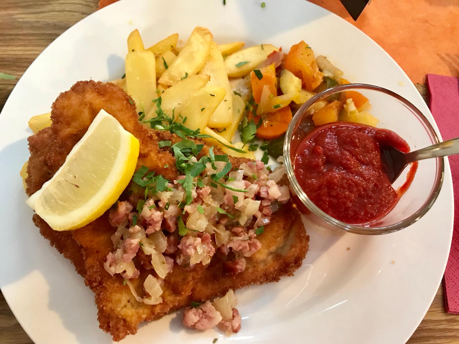 frisch gekochter Mittagstisch mit gutem Zweck