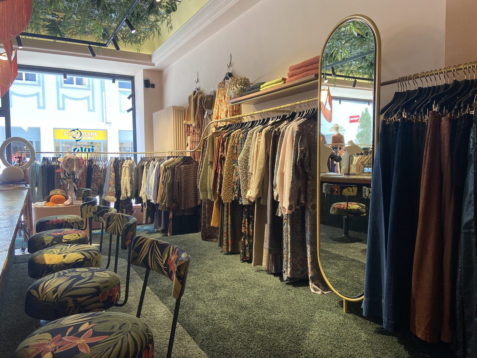 exotische Barbestuhlung ©Steve_Herud