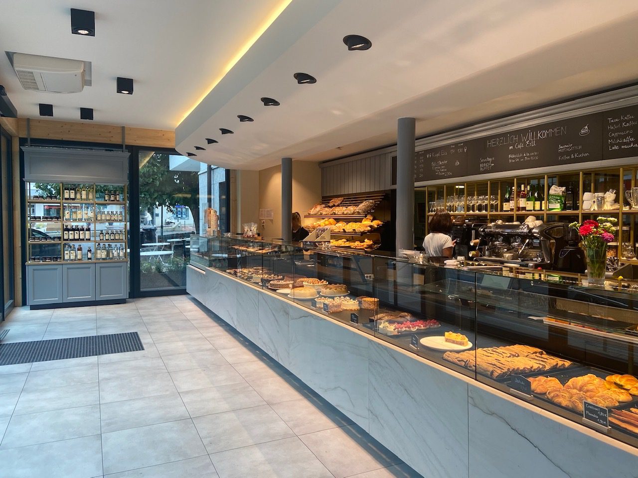 Modernierung des Cafes 2022