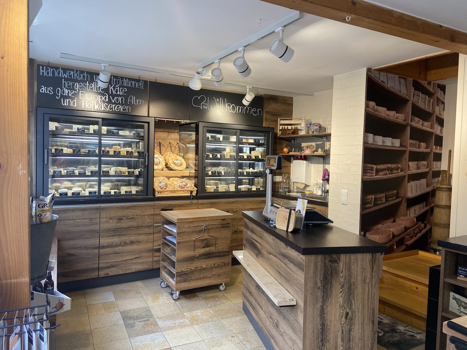 exklusive Auswahl von ausschließlich handwerklich hergestellten Käsesorten