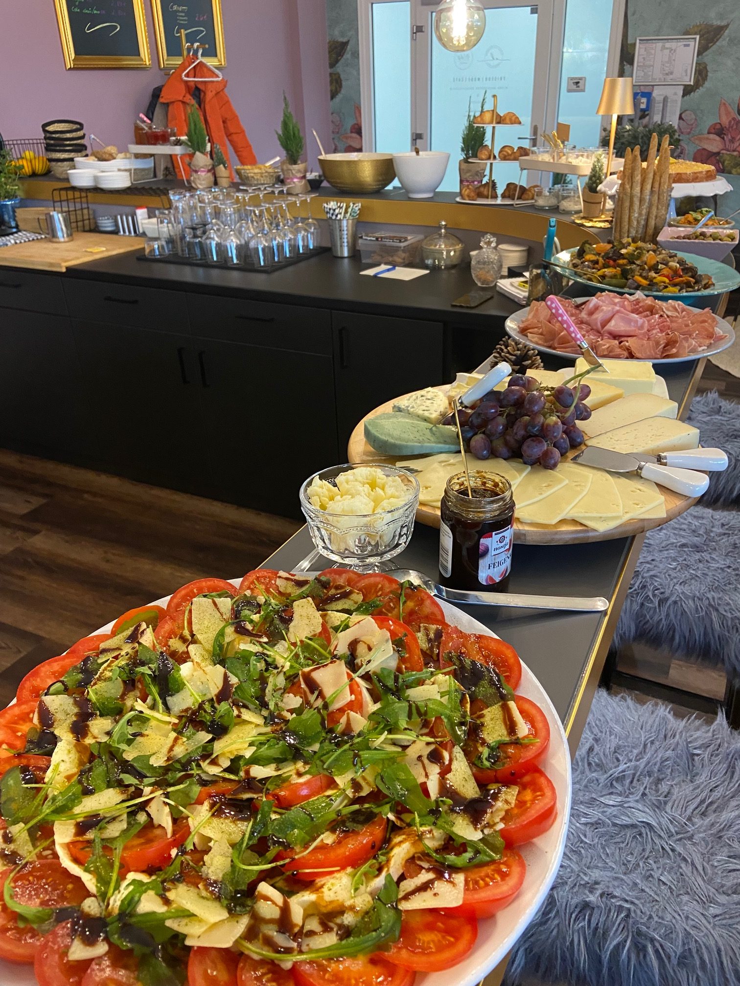 Brunch einmal im Monat am Freitag