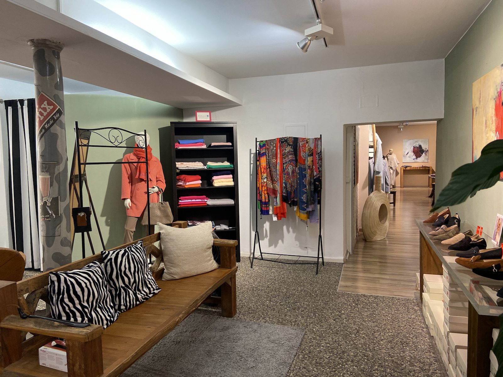 Mode verteilt auf sieben Räume