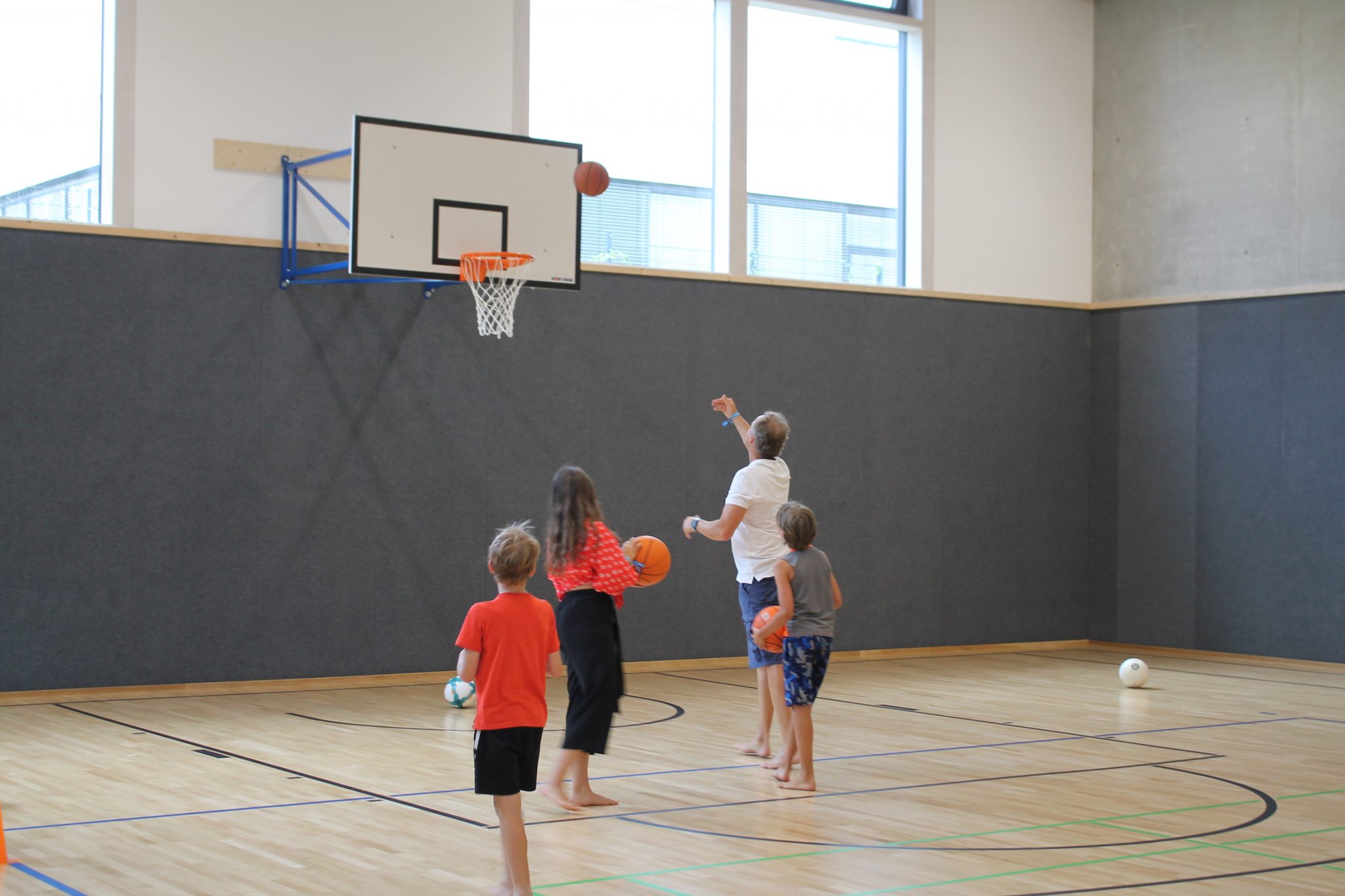 modern gestaltete Turnhalle im Westhouse