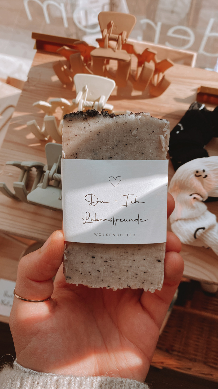 Wolkenbilder Store - poetry and arts