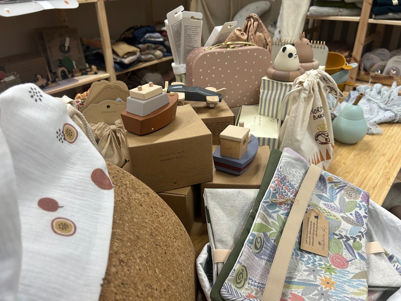 OrangeCherie an der Stadtmauer in Augsburg