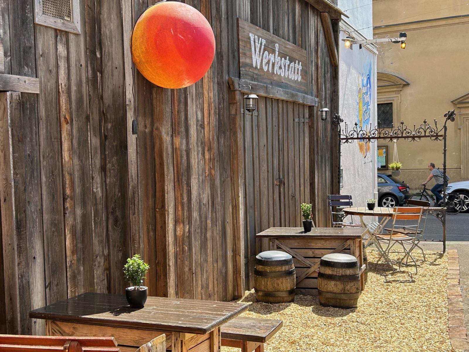 Gutes Essen, netter Service und natürlich das eigene Thorbräu Bier