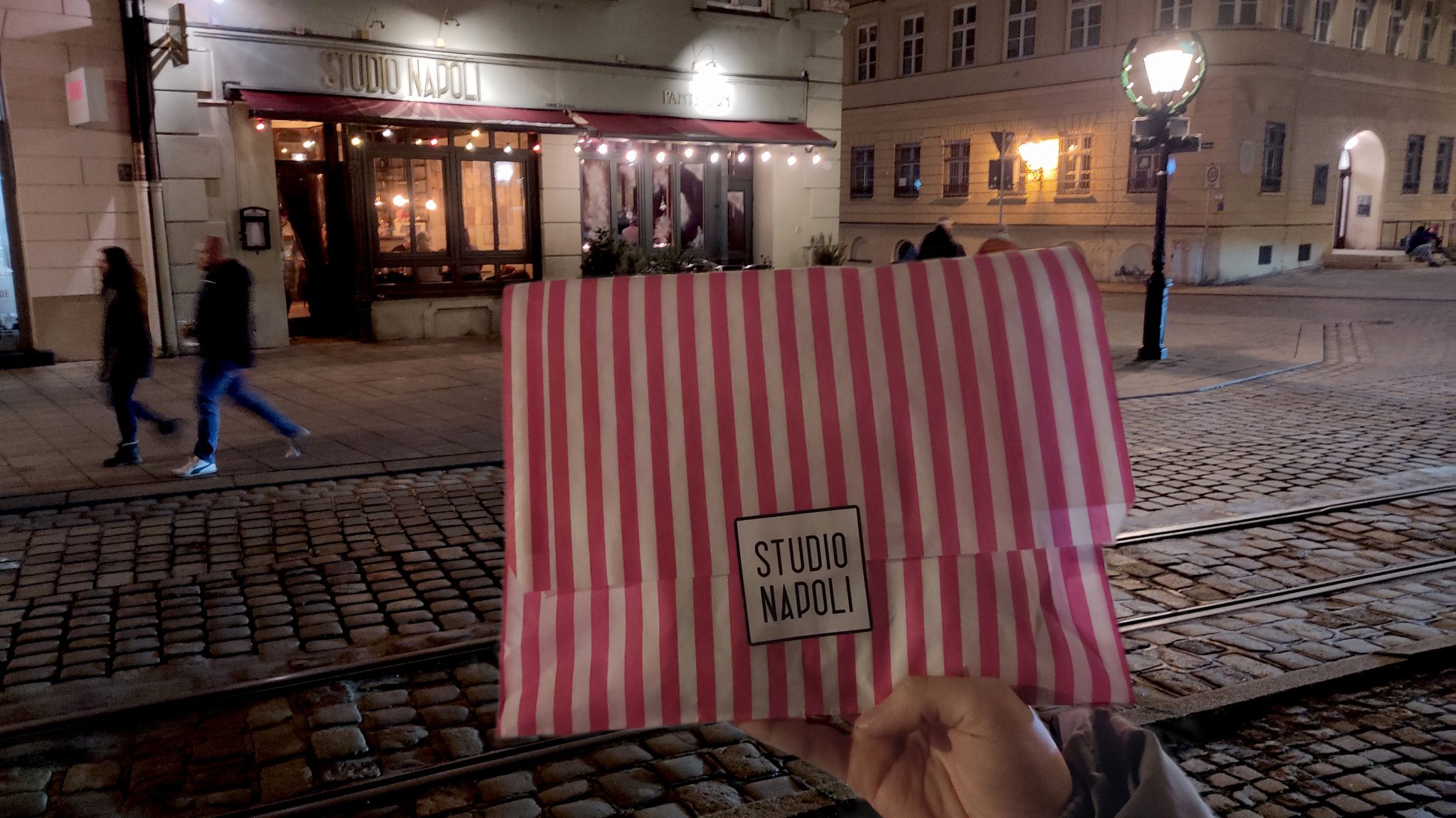 Studio Napoli - ein Pizza-Erlebnis in der Maxstrasse